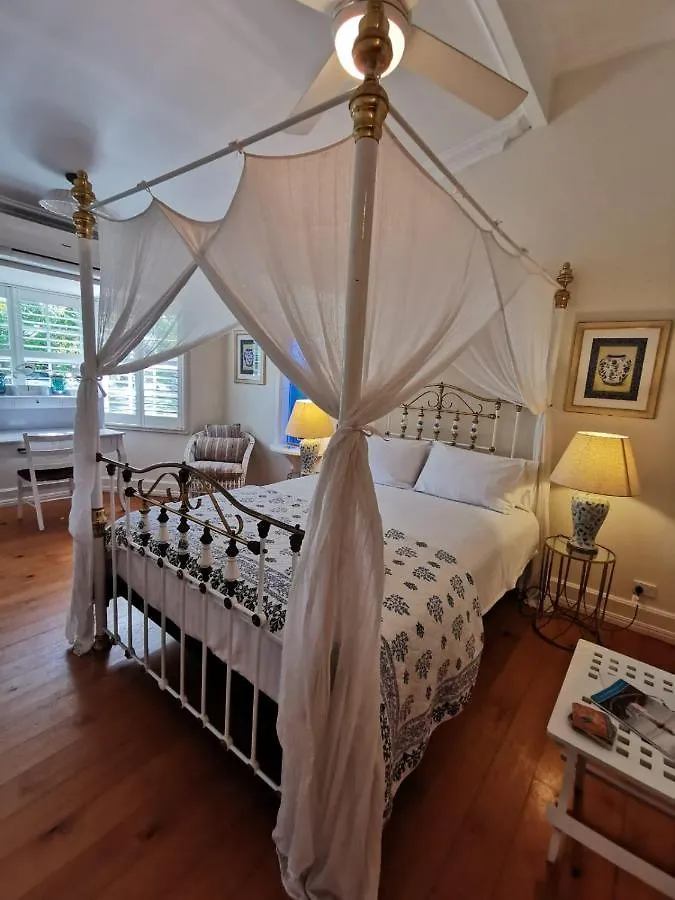Arcadia House بيت ضيافة 4*