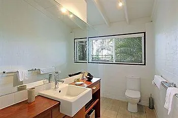 A Perfect - Allure * Byron Bay