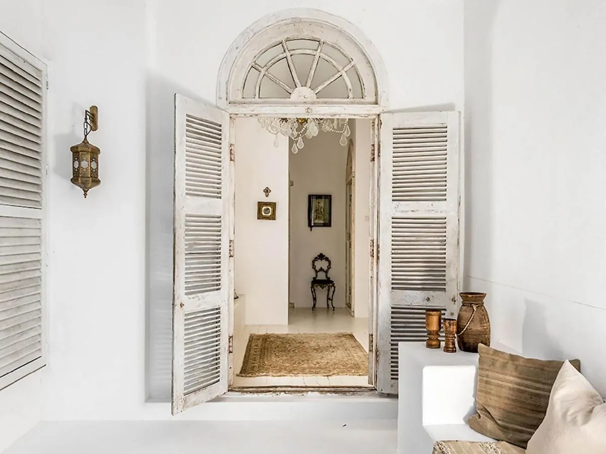 Your Luxury Escape - Bisque House