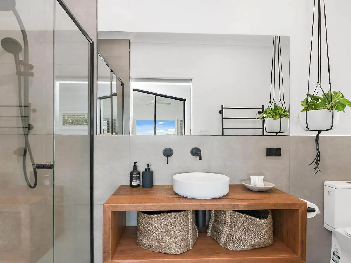 Sway - Stunning 5 Bedroom House With Pool Byron Bay