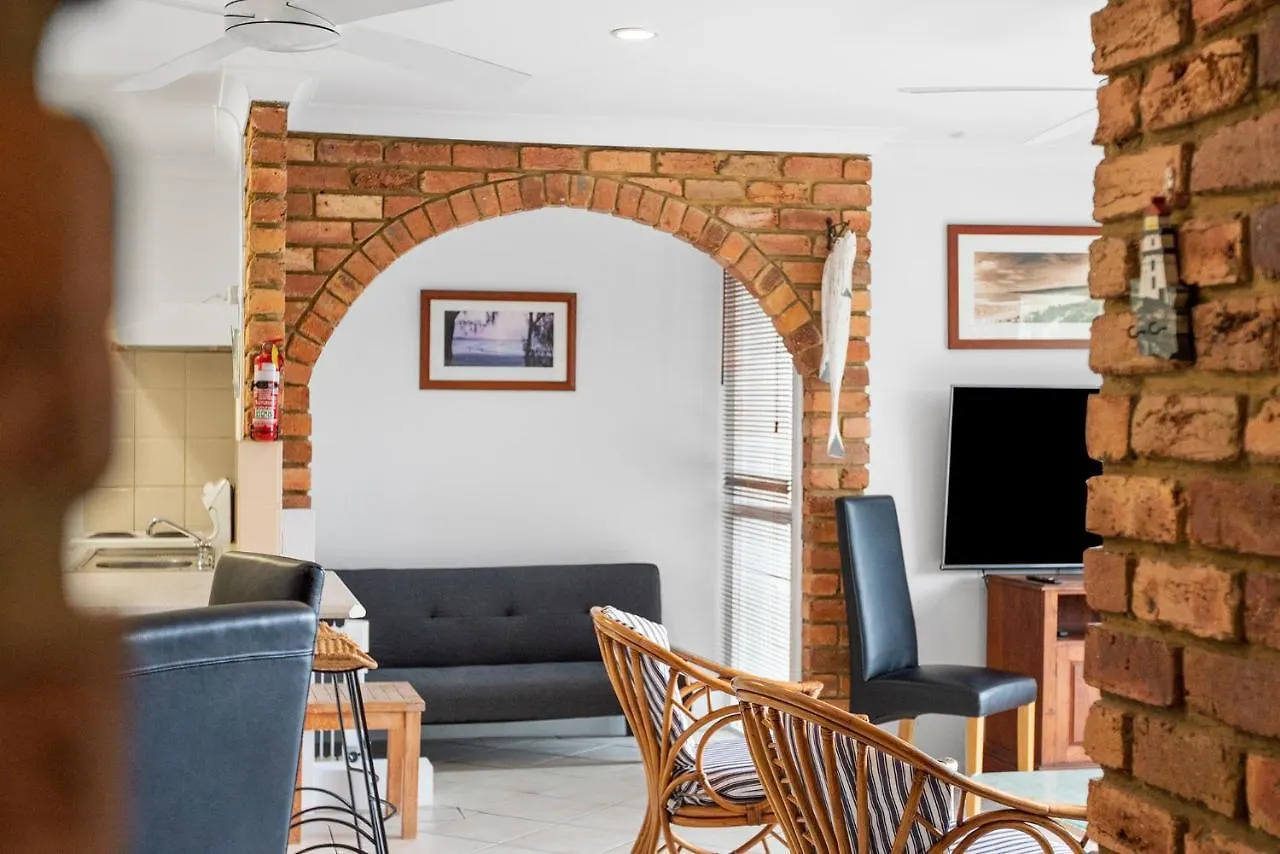 Unit 6 70 Lawson Street - Atlantis *