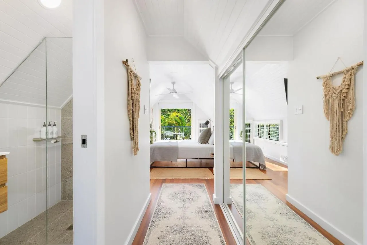 La - Modern Design With Beachfront Position דירה
