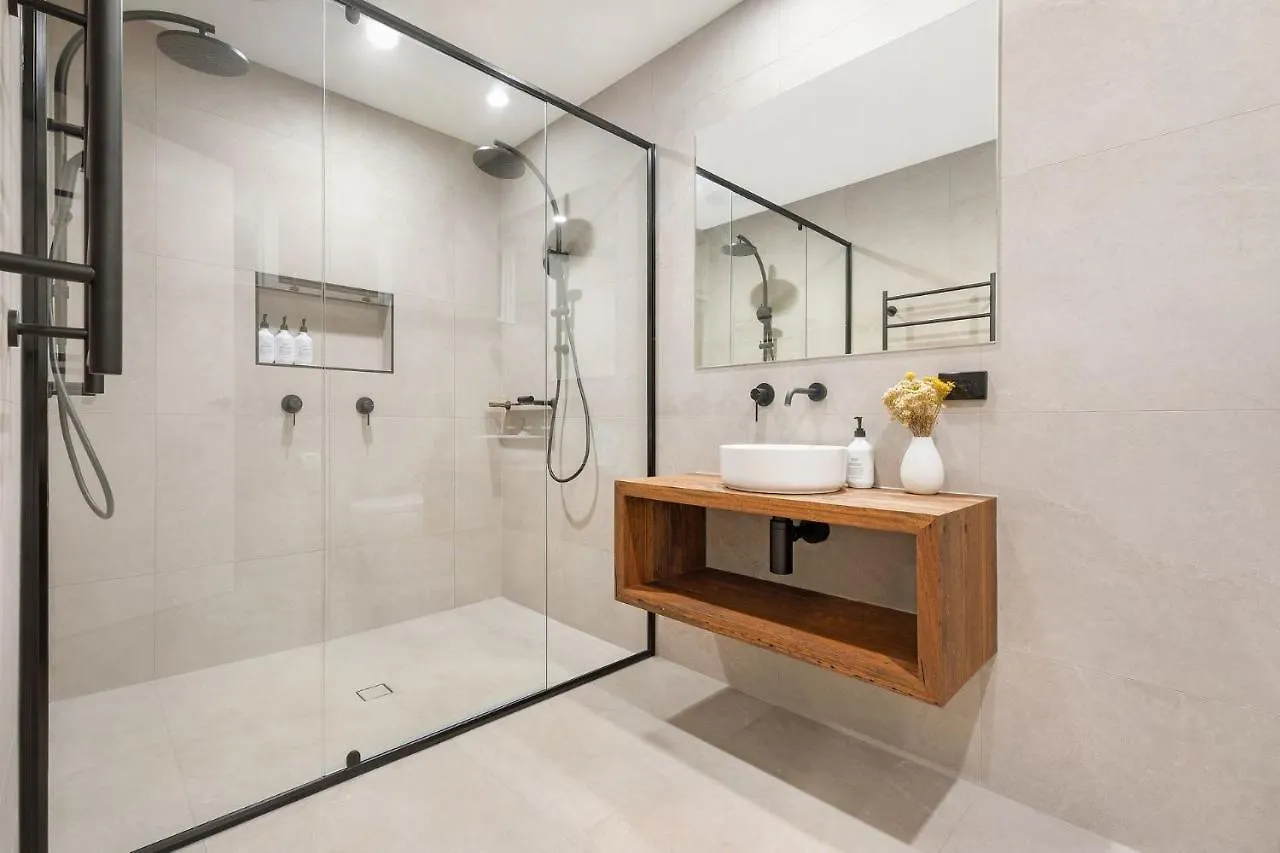 Sway - Stunning 5 Bedroom House With Pool Byron Bay