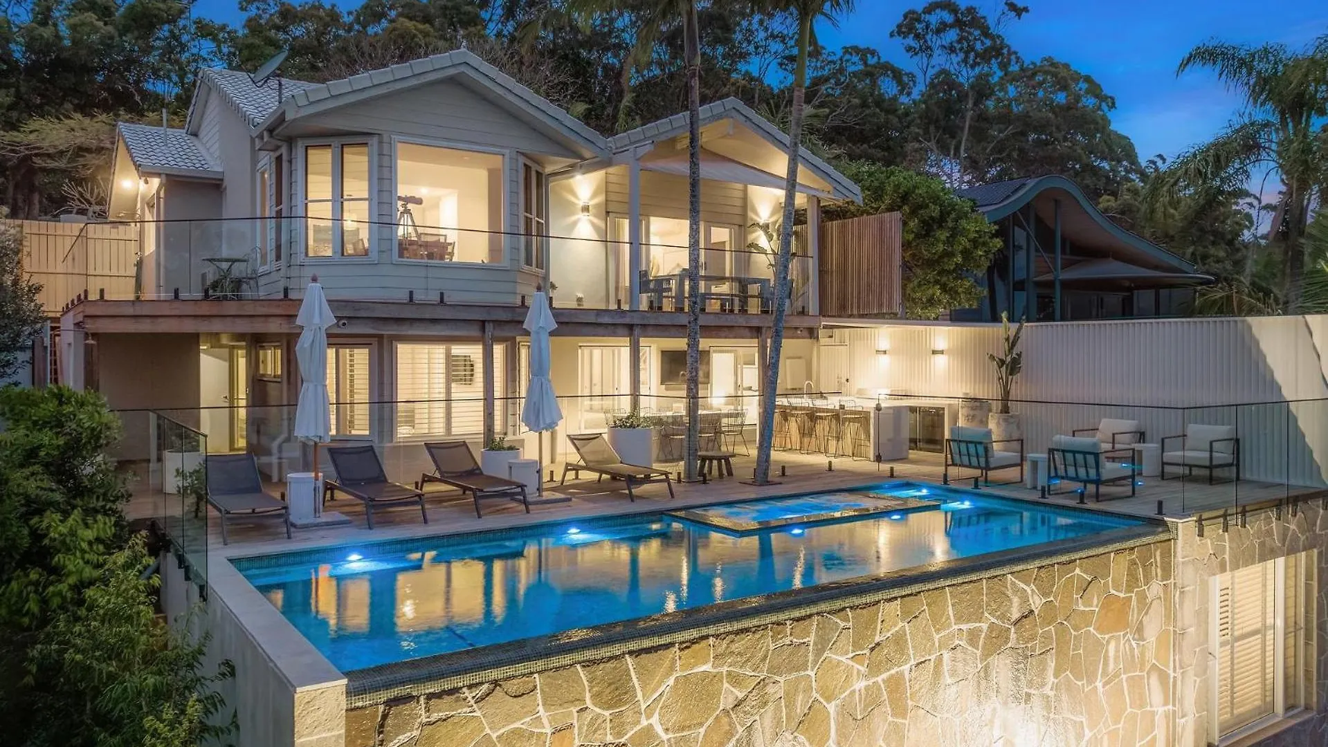 Sway - Stunning 5 Bedroom House With Pool Byron Bay