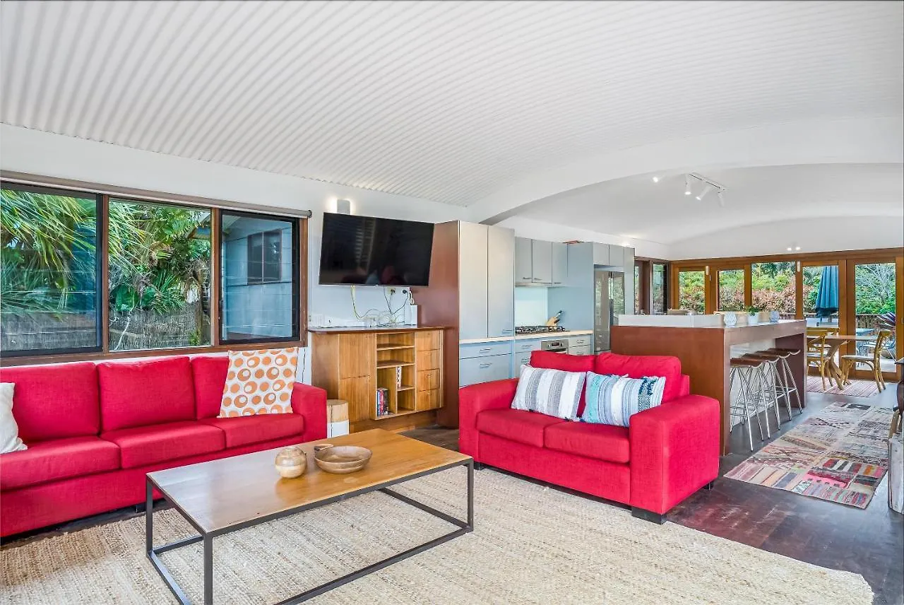 Casa vacanze Fuller Holidays - Belongil Beachfront Pavilion, 18 Childe St Byron Bay