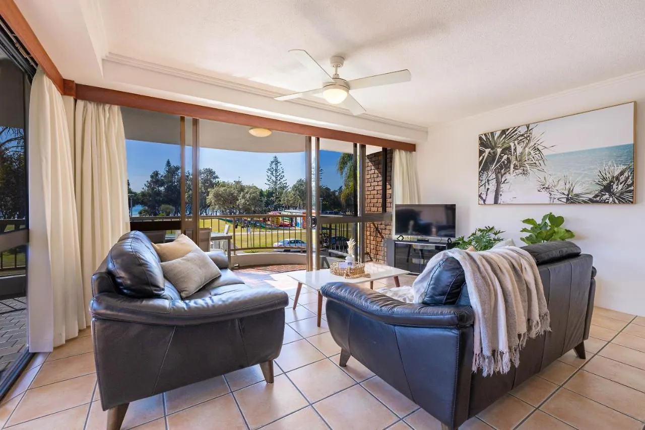 Coastal Sol -right On Clarkes Beach! * Byron Bay