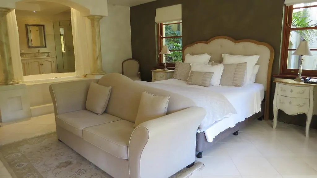 Victoria's At Wategos 5* Byron Bay