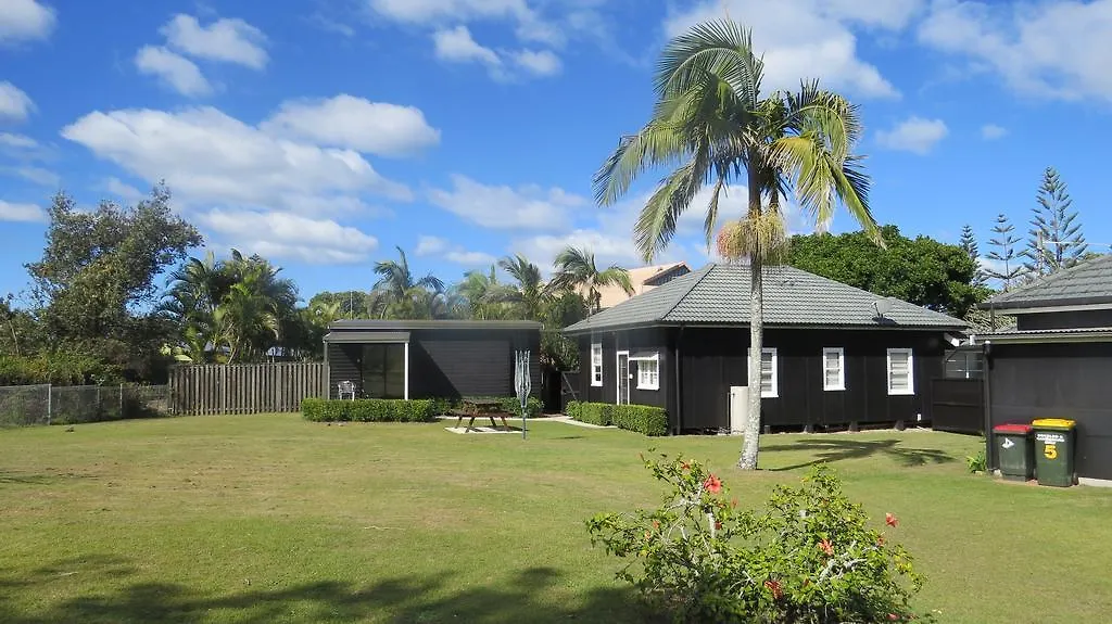 Shirley Street Beachhouses
