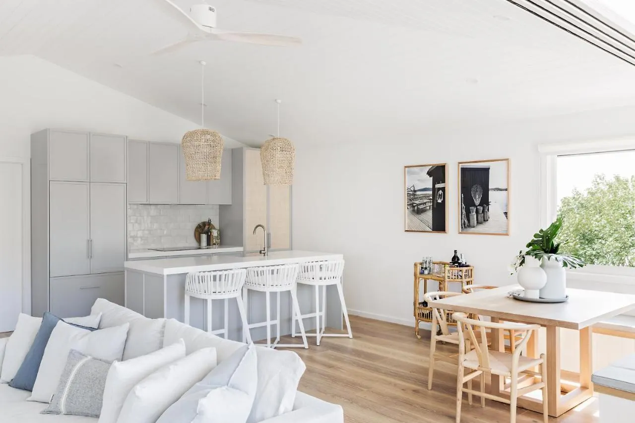 Cape House 4* Byron Bay