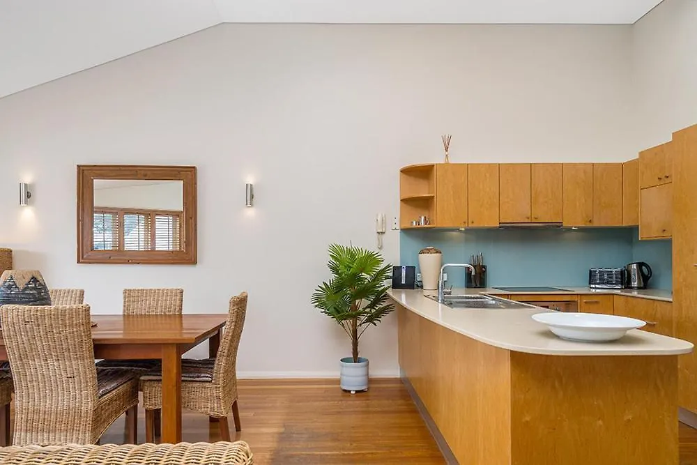 - Pipis 2 - 2/2 Fletcher Apartman Byron Bay