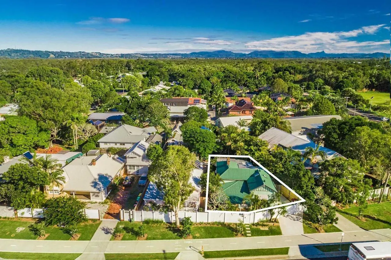 Dom wakacyjny Gidgets House - Renovated House With Hot Tub