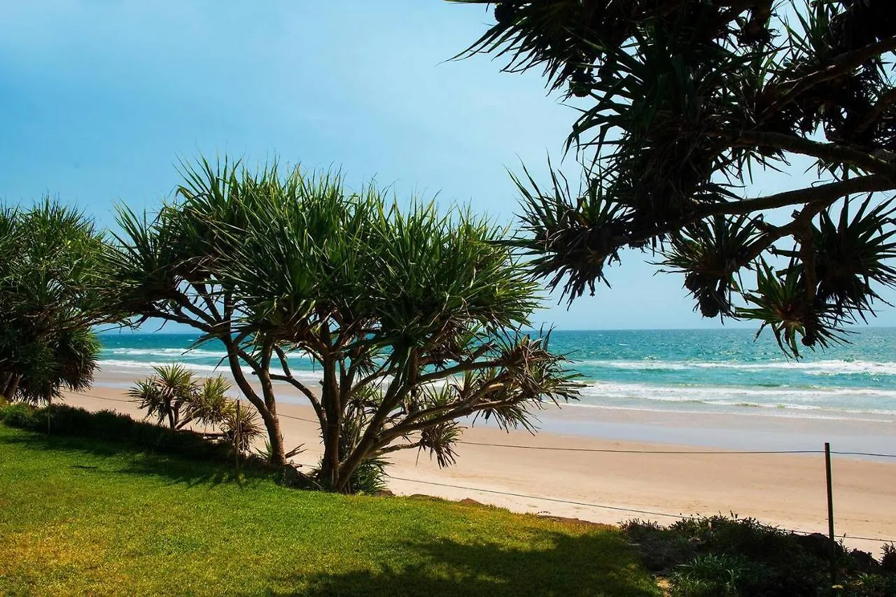 Fuller Holidays - Belongil Beachside Byron Bay
