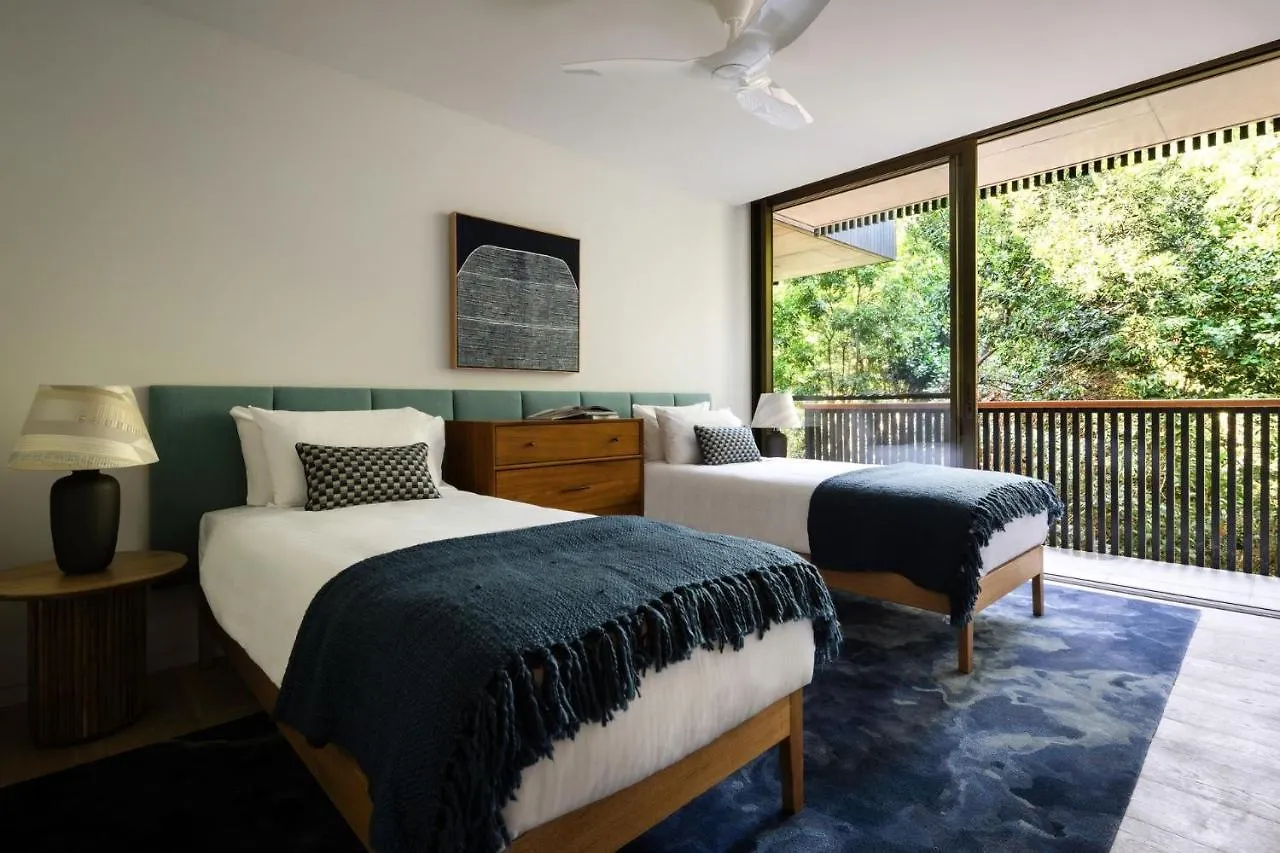 Moonrise - 4 Bedroom Designer Above Wategos * Byron Bay