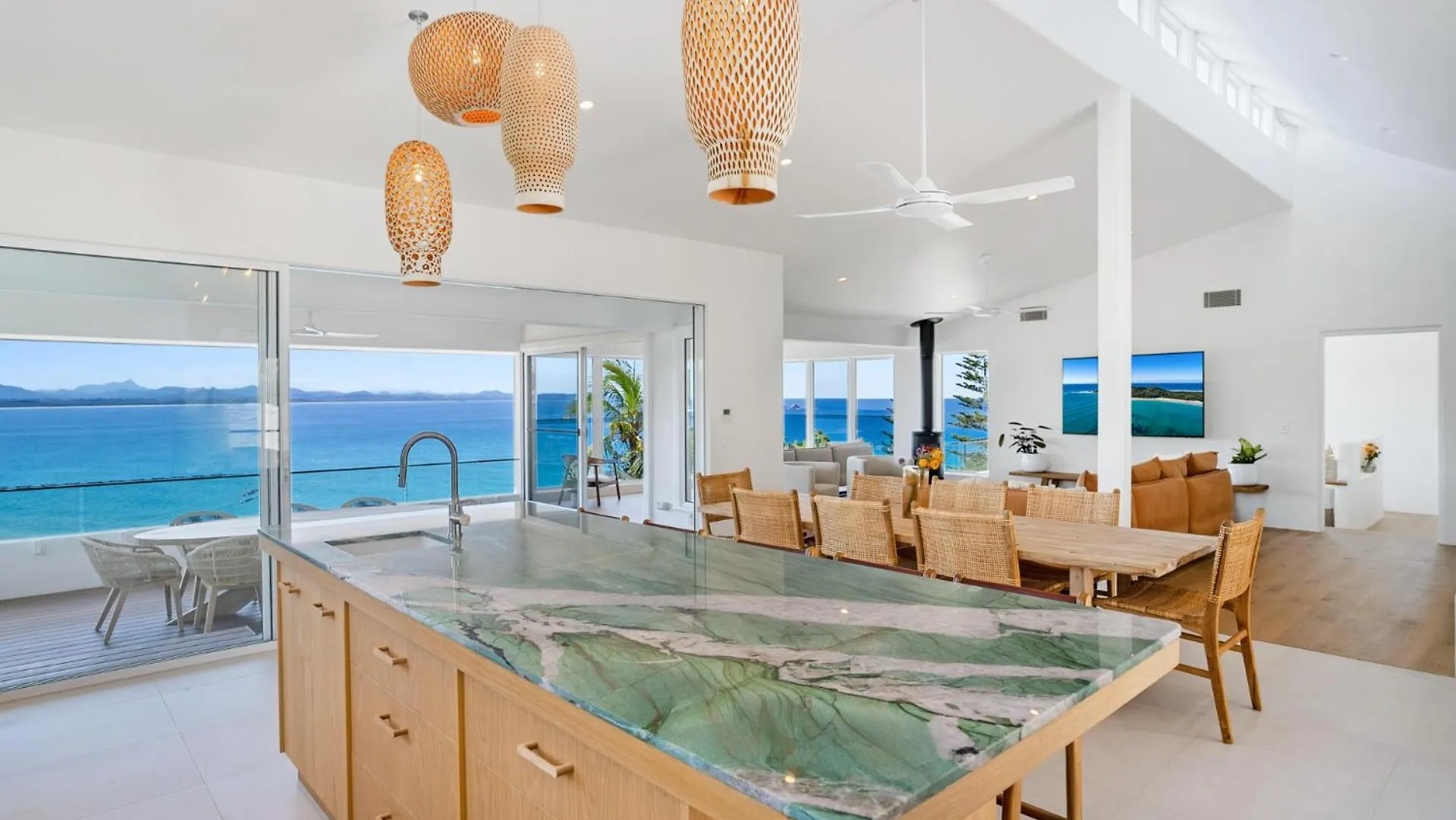 度假居 Surfside @ Wategos - 37 Brownell Drive, Wategos *