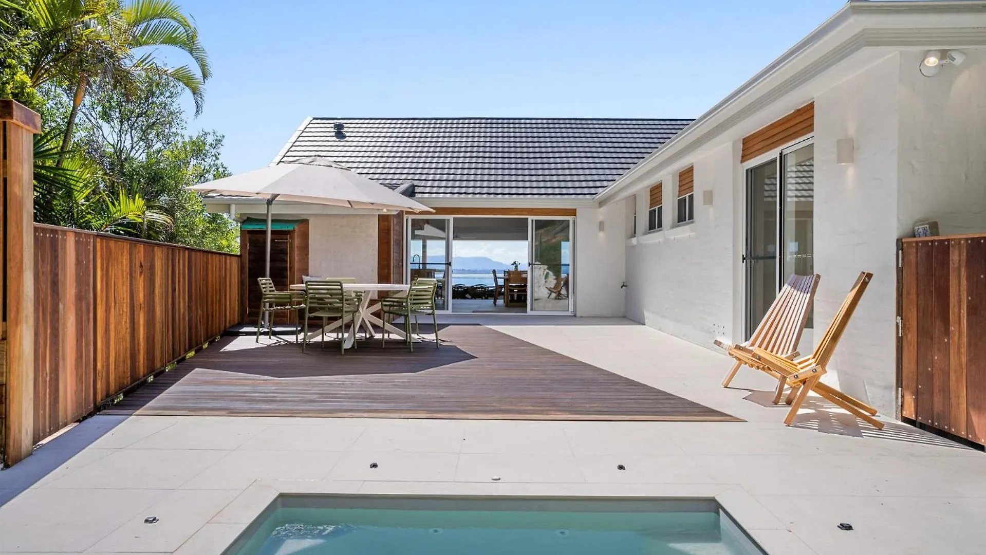 Surfside @ Wategos - 37 Brownell Drive, Wategos 度假居 *