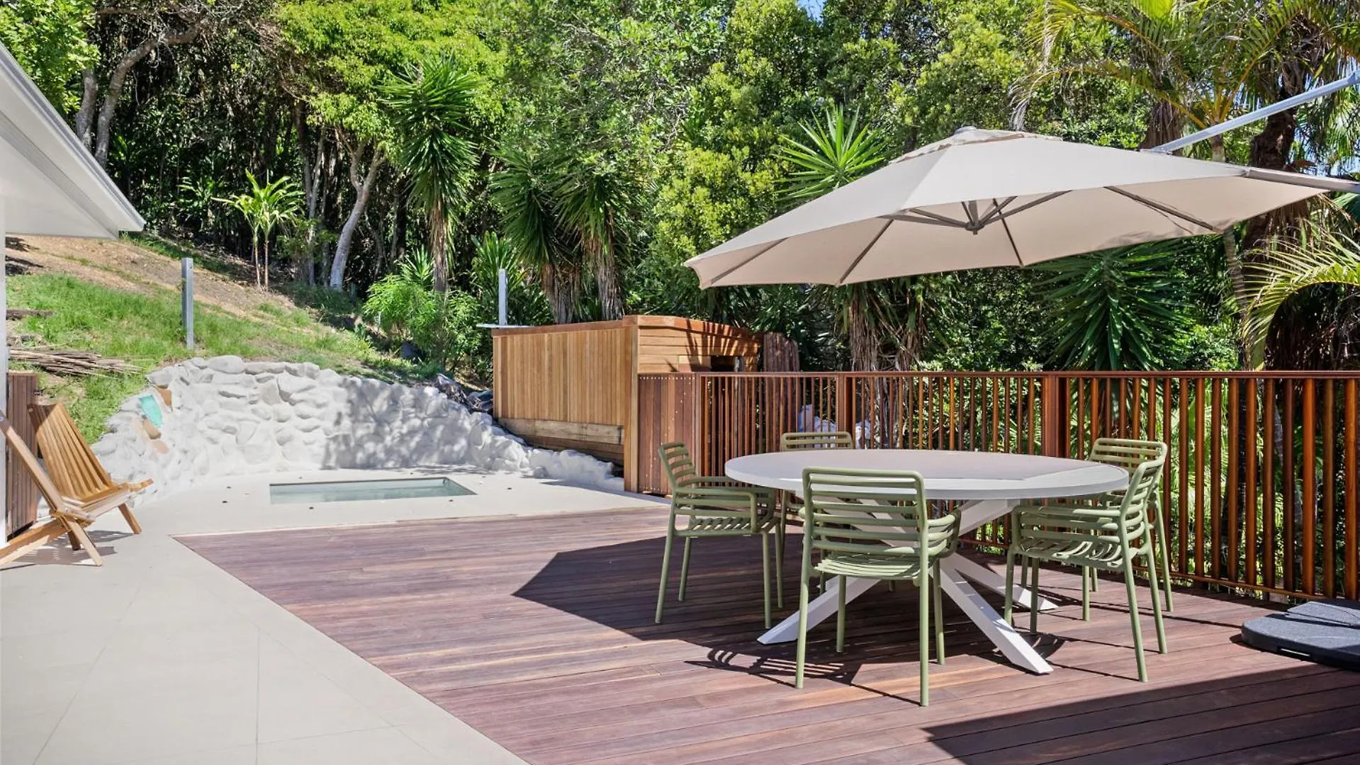 Surfside @ Wategos - 37 Brownell Drive, Wategos * 拜伦湾