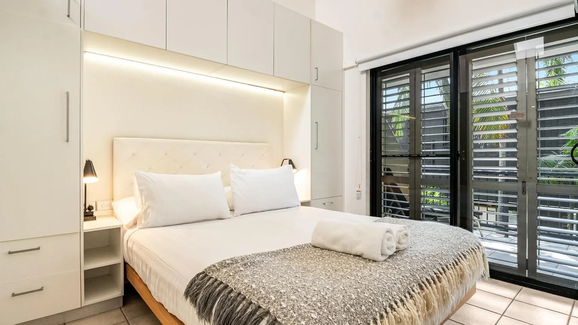 Julians Apart-hotel Byron Bay