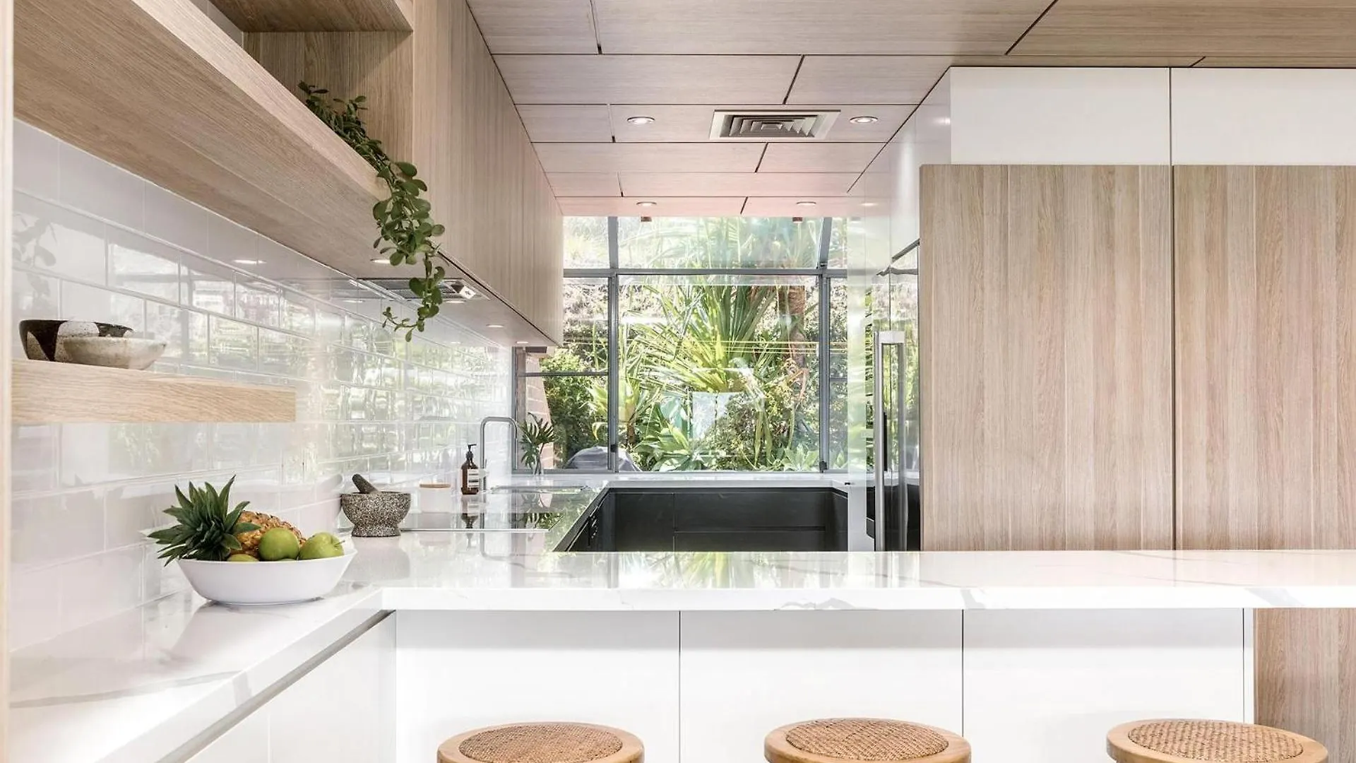A Perfect - 11 Cook Byron Bay