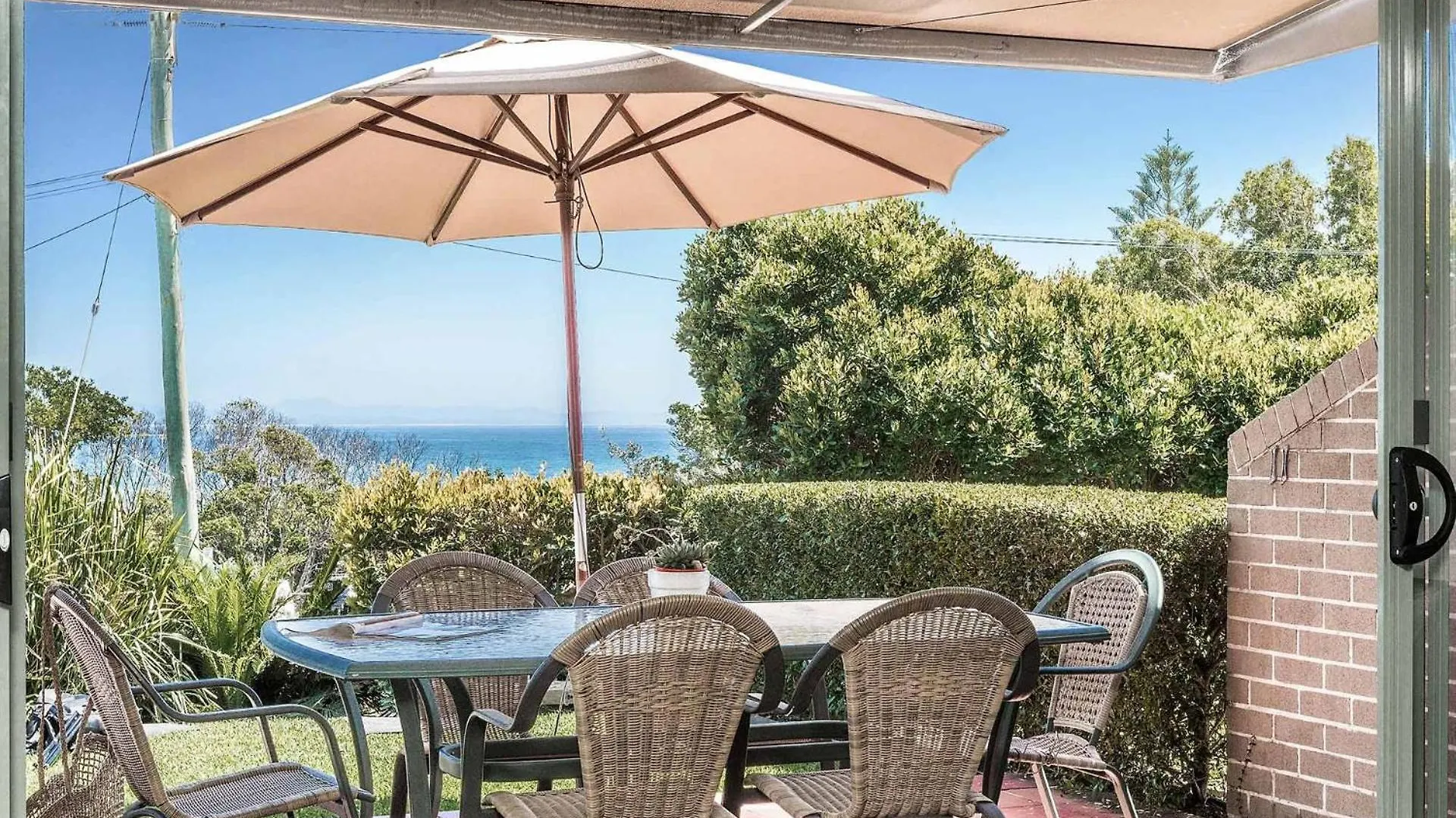A Perfect - 11 Cook Byron Bay