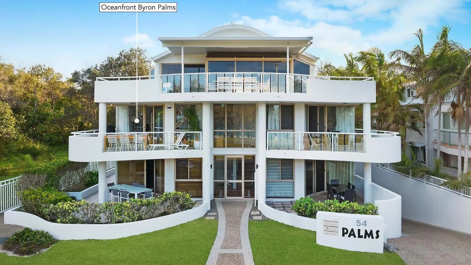 Oceanfront Byron Palms - 2 Bedroom Main ביירון ביי