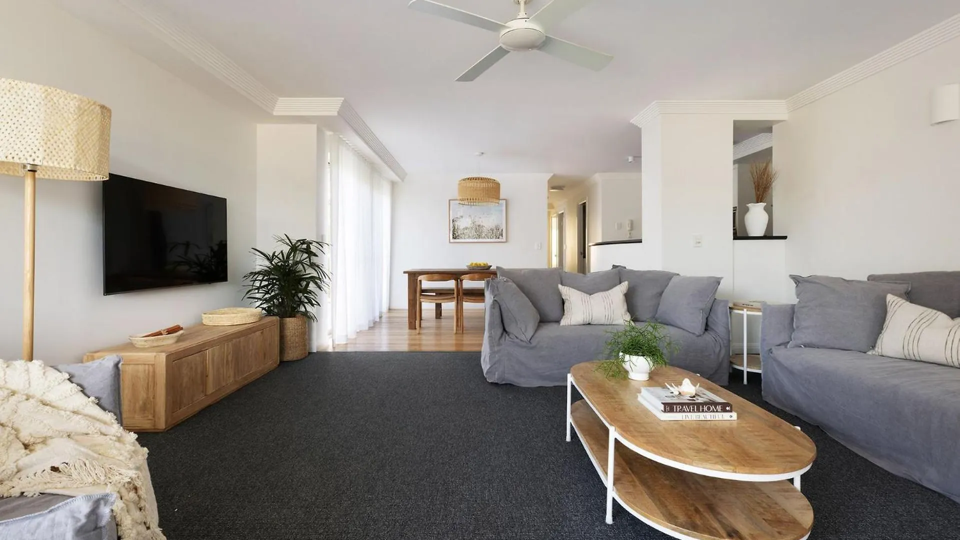 Oceanfront Byron Palms - 2 Bedroom Main דירה ביירון ביי