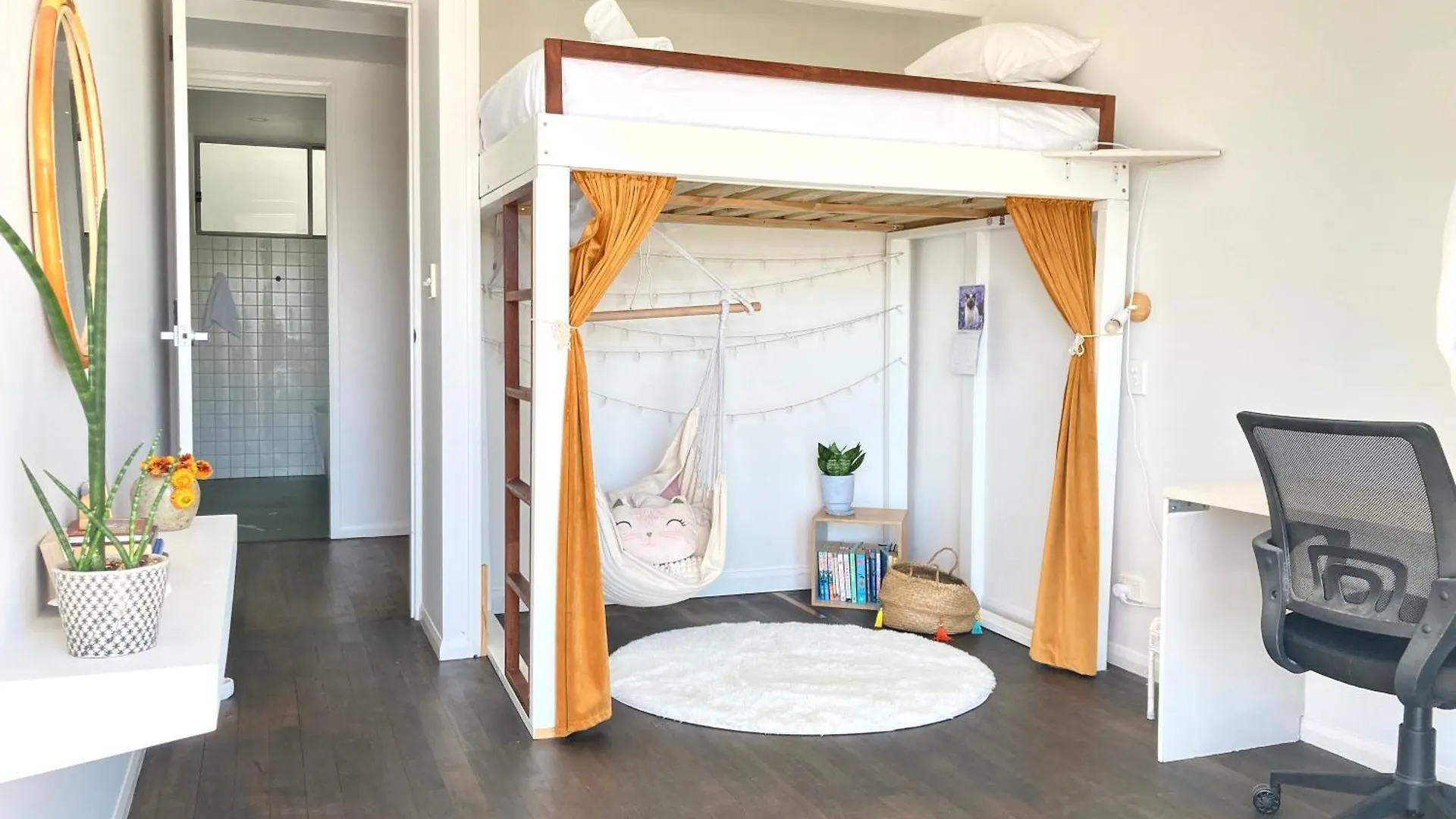Sanctuary Spaces - Sundowner Byron Bay