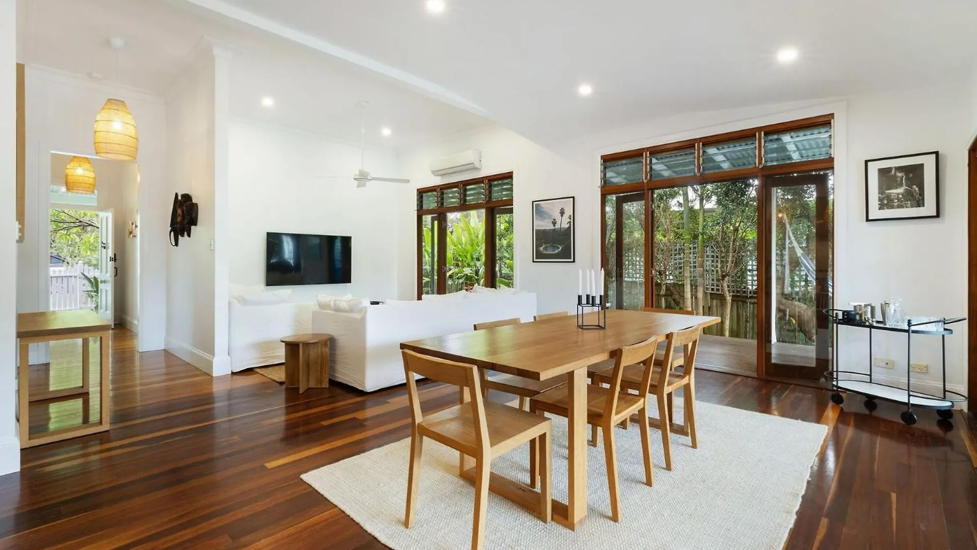 Margaret - Walk To Town & Main Byron Bay