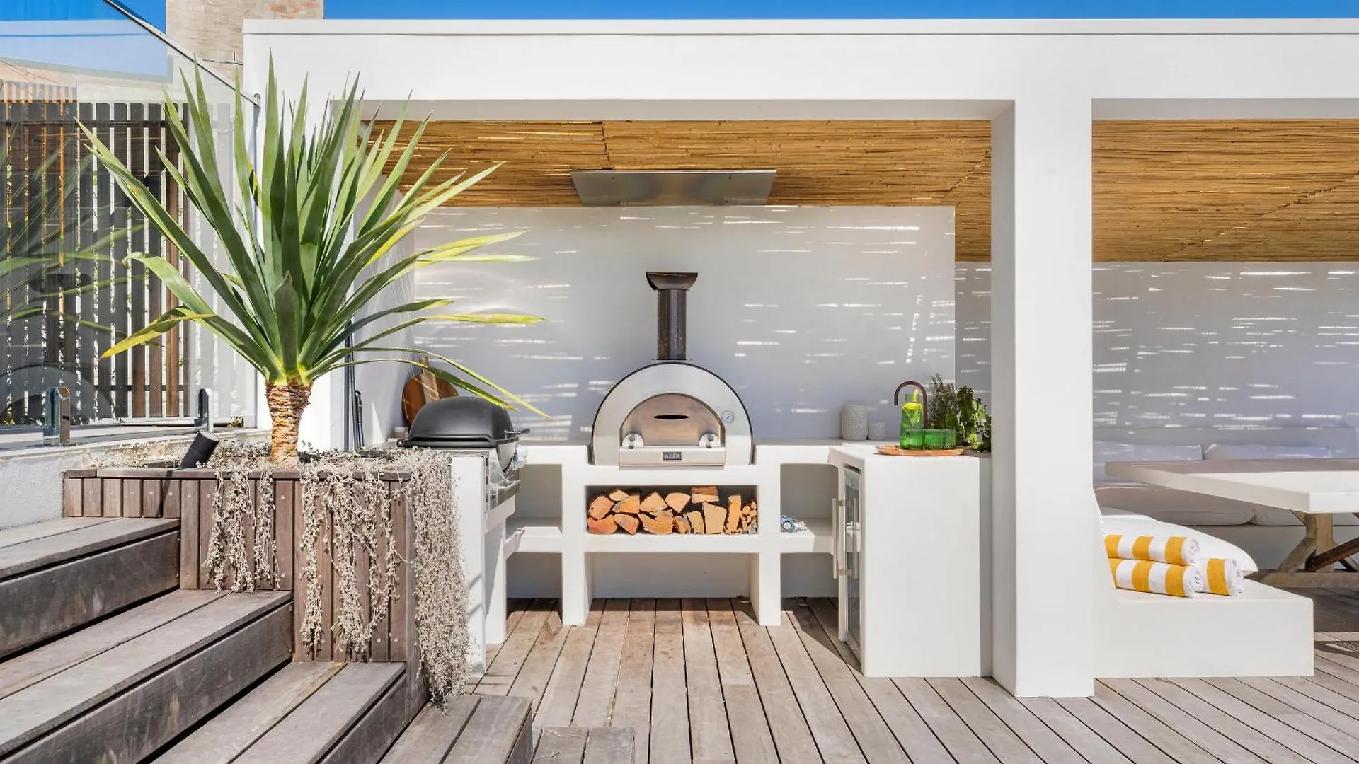 Villa Sanctuary Spaces - Sundowner *