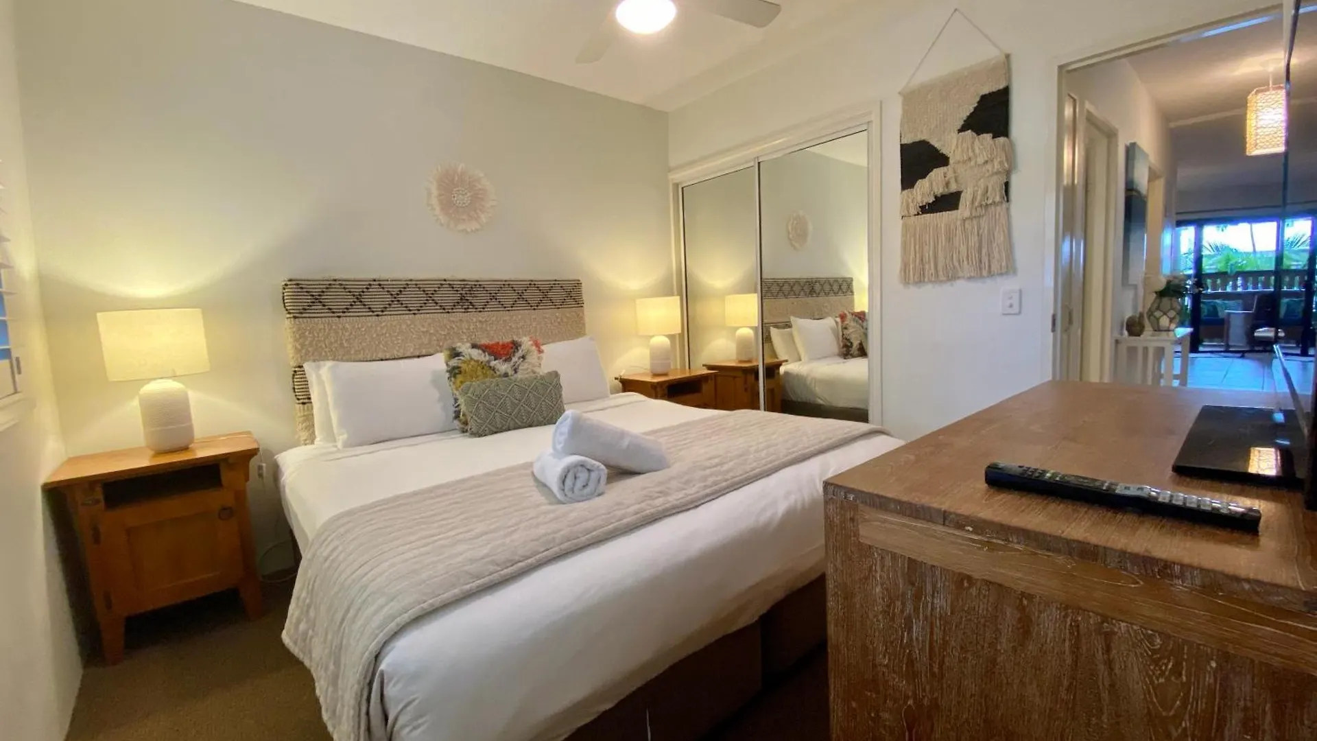 Byron Quarter 4*