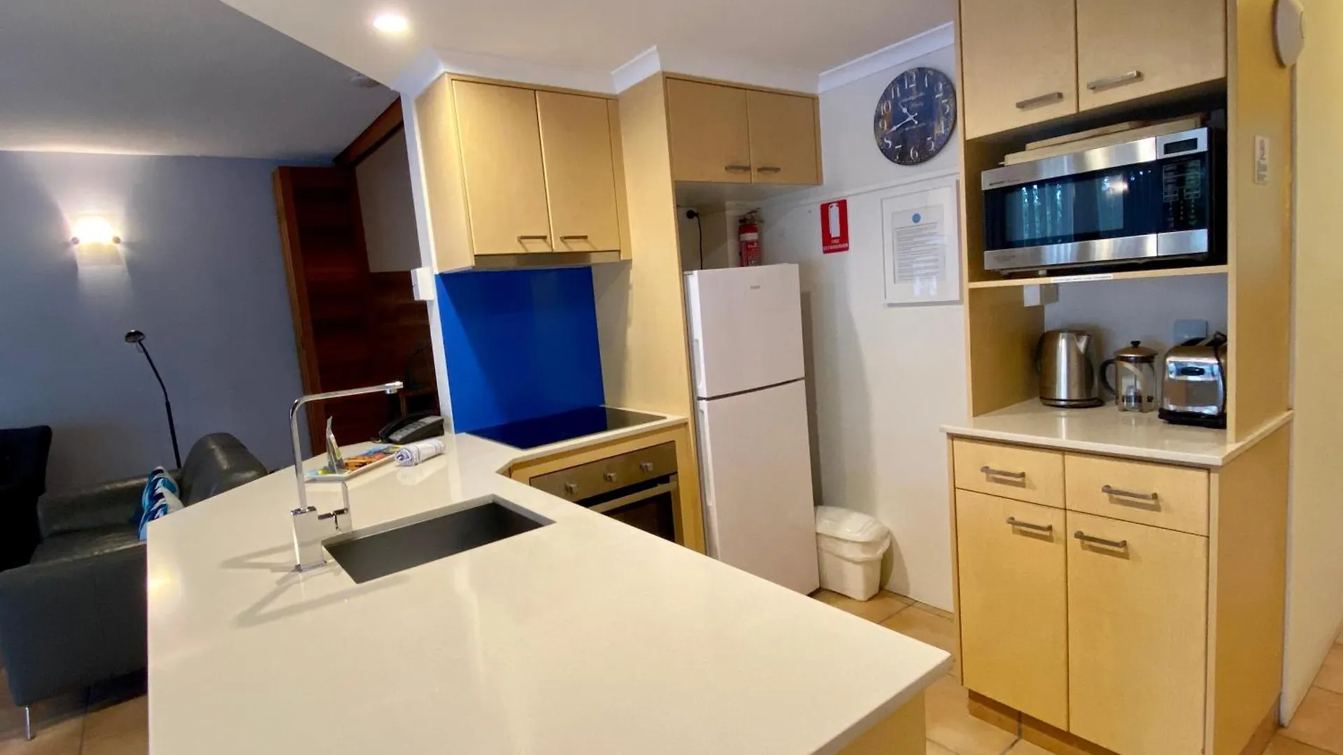 Byron Quarter 4* Μπάιρον Μπέι