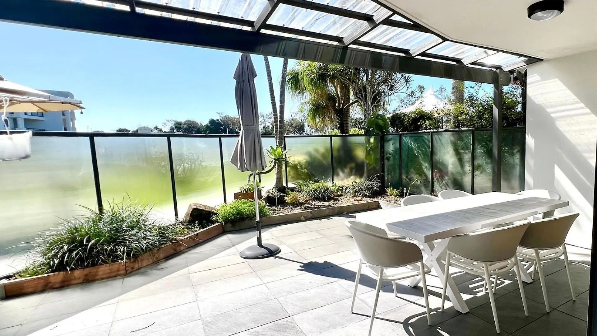 Appartement Beachfront Courtyard 3