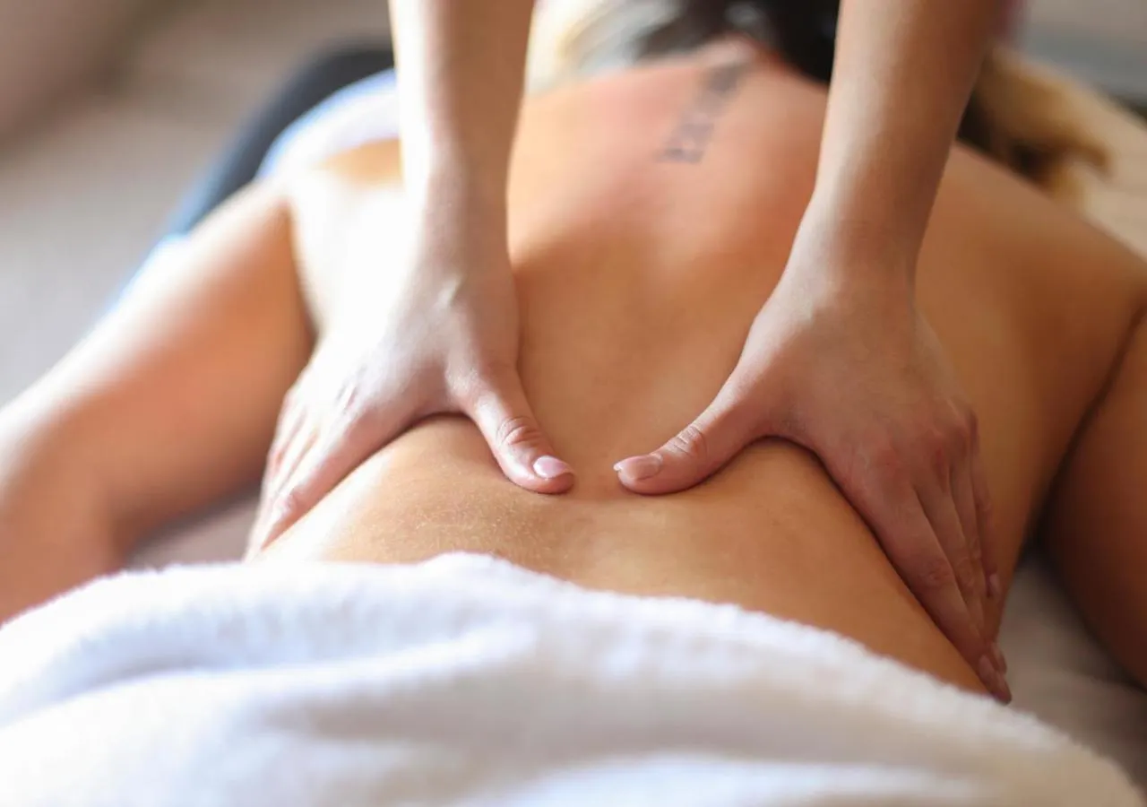 Rezort Byron Yoga Centre Byron Bay