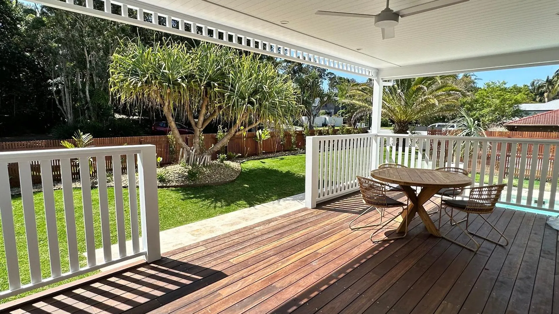 Unwind Byron Bay