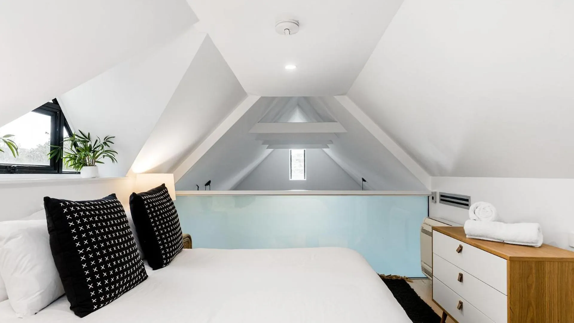 A Perfect - Arya * Byron Bay