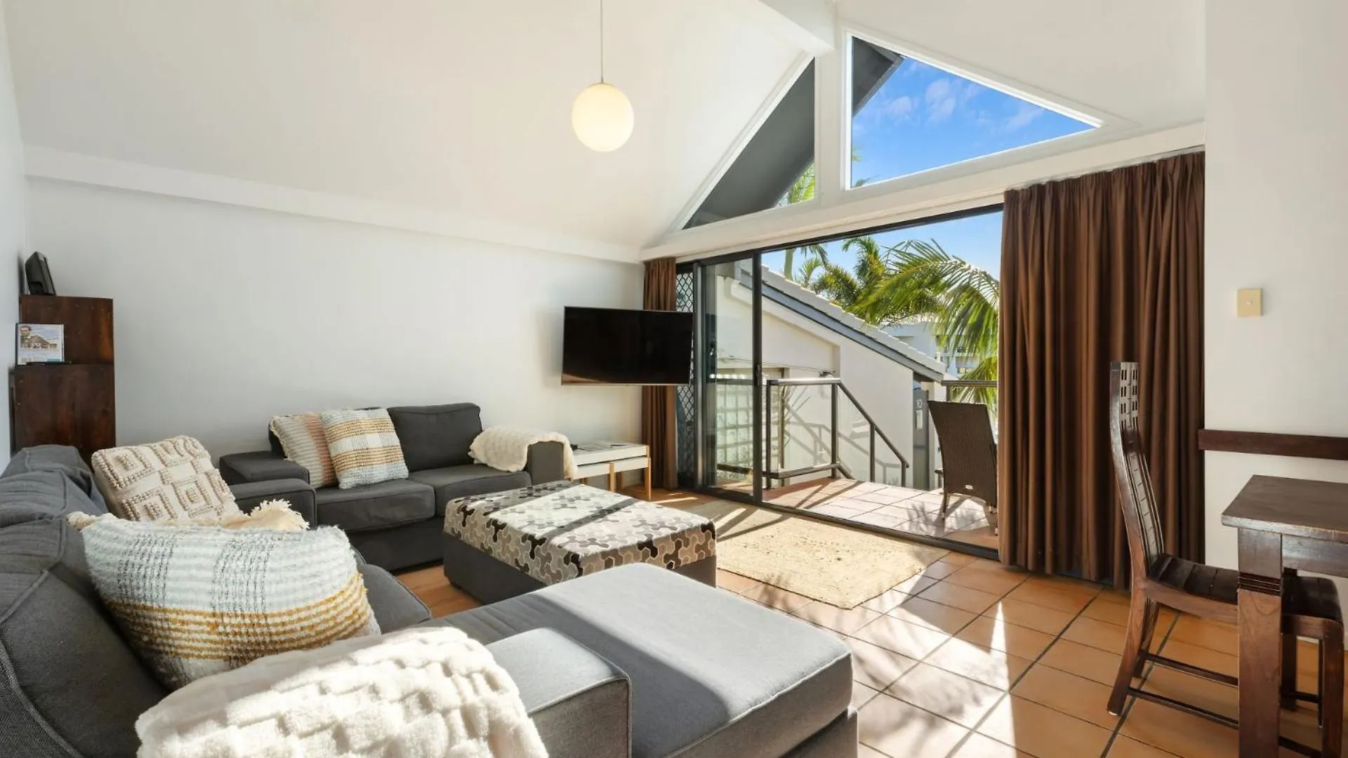 Apartmán Beachfront Loft 11