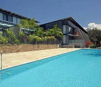 Kiah House ביירון ביי