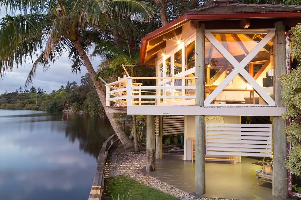 ゲストハウス A Beach House At Byron