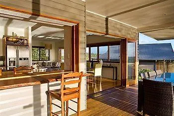 Cape Vue Byron Villa *