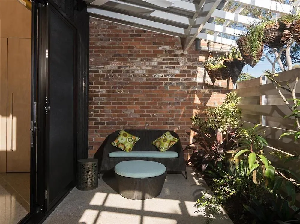 Buhwi Bira Byron Bay Studio - Central Daire