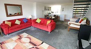 A Perfect - 11 Cook * Byron Bay