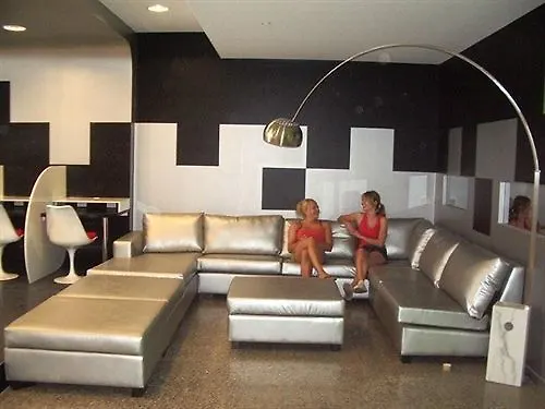Auberge de jeunesse Nomads Backpackers *