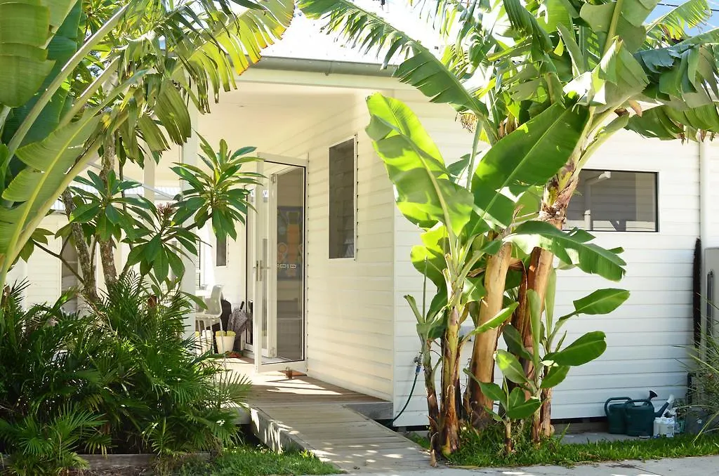 Byron Palms & - Adults Only Bed and Breakfast Μπάιρον Μπέι