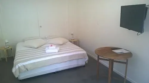Byron Palms & - Adults Only Bed and Breakfast