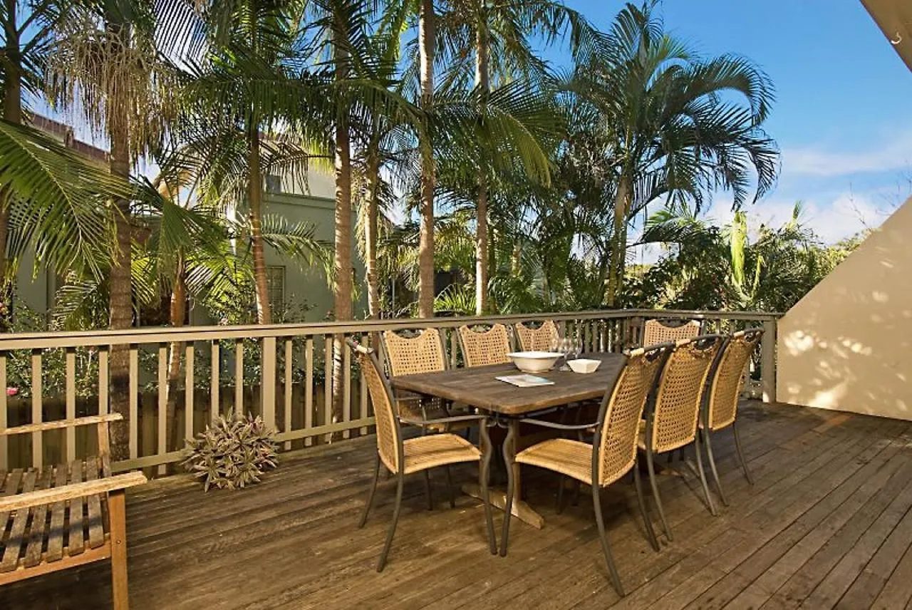 Unit 4 26 Paterson Street, - Absolute Serenity