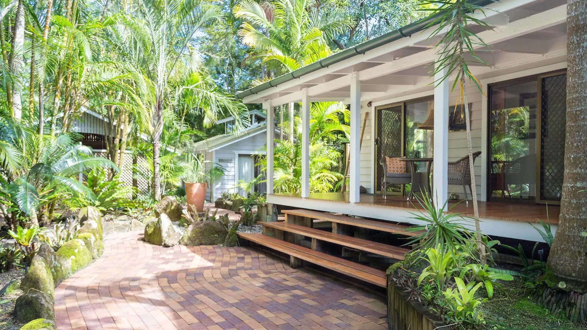 ゲストハウス A Beach House At Byron