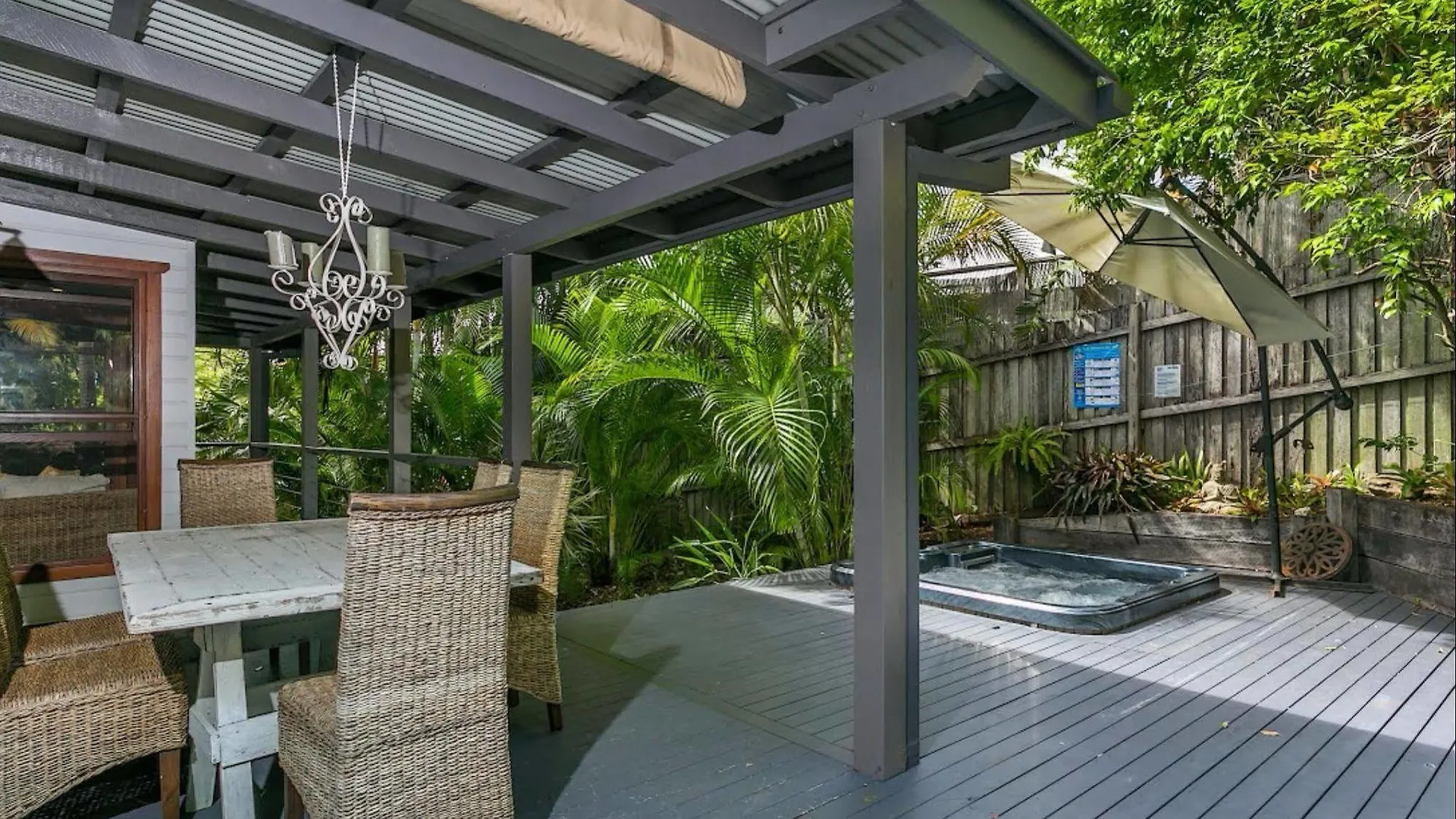 Prázdninový dům Bottlebrush Byron Bay