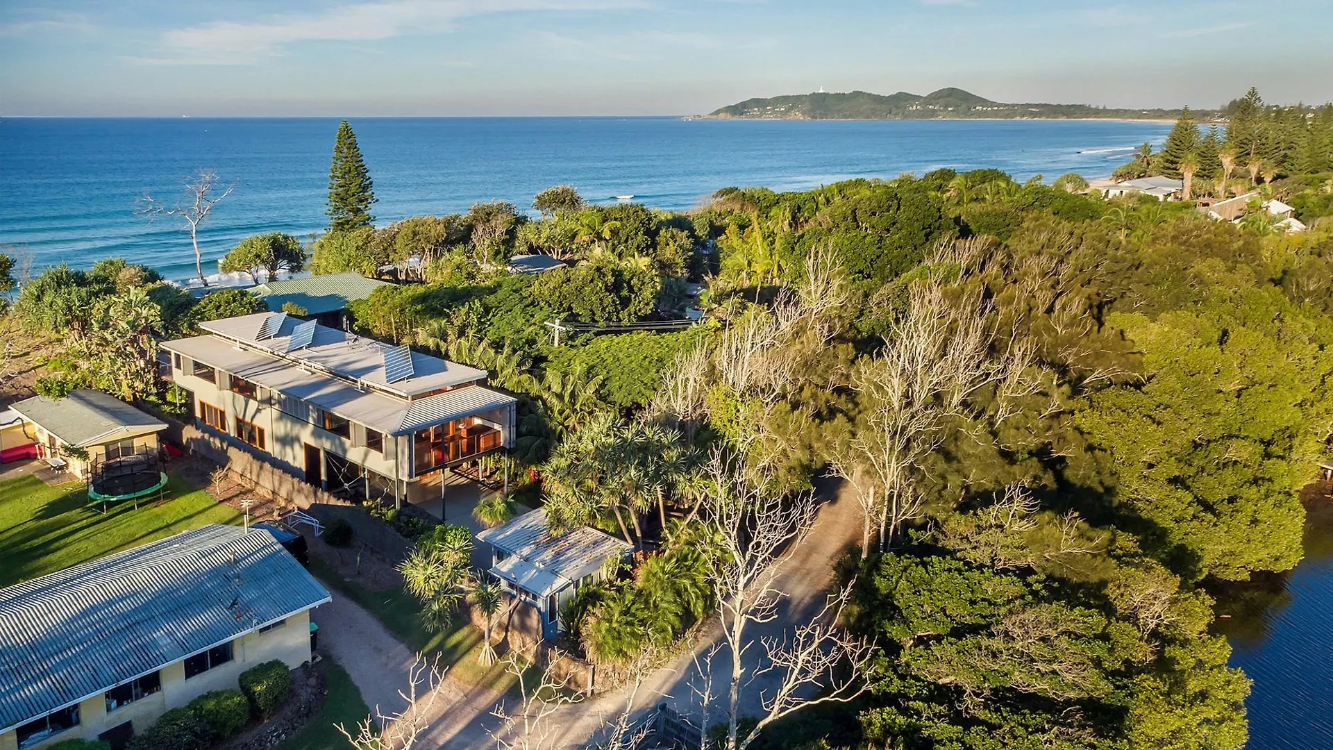 Beachfront Hideaway - Luxury Right On The Appartement Byron Bay