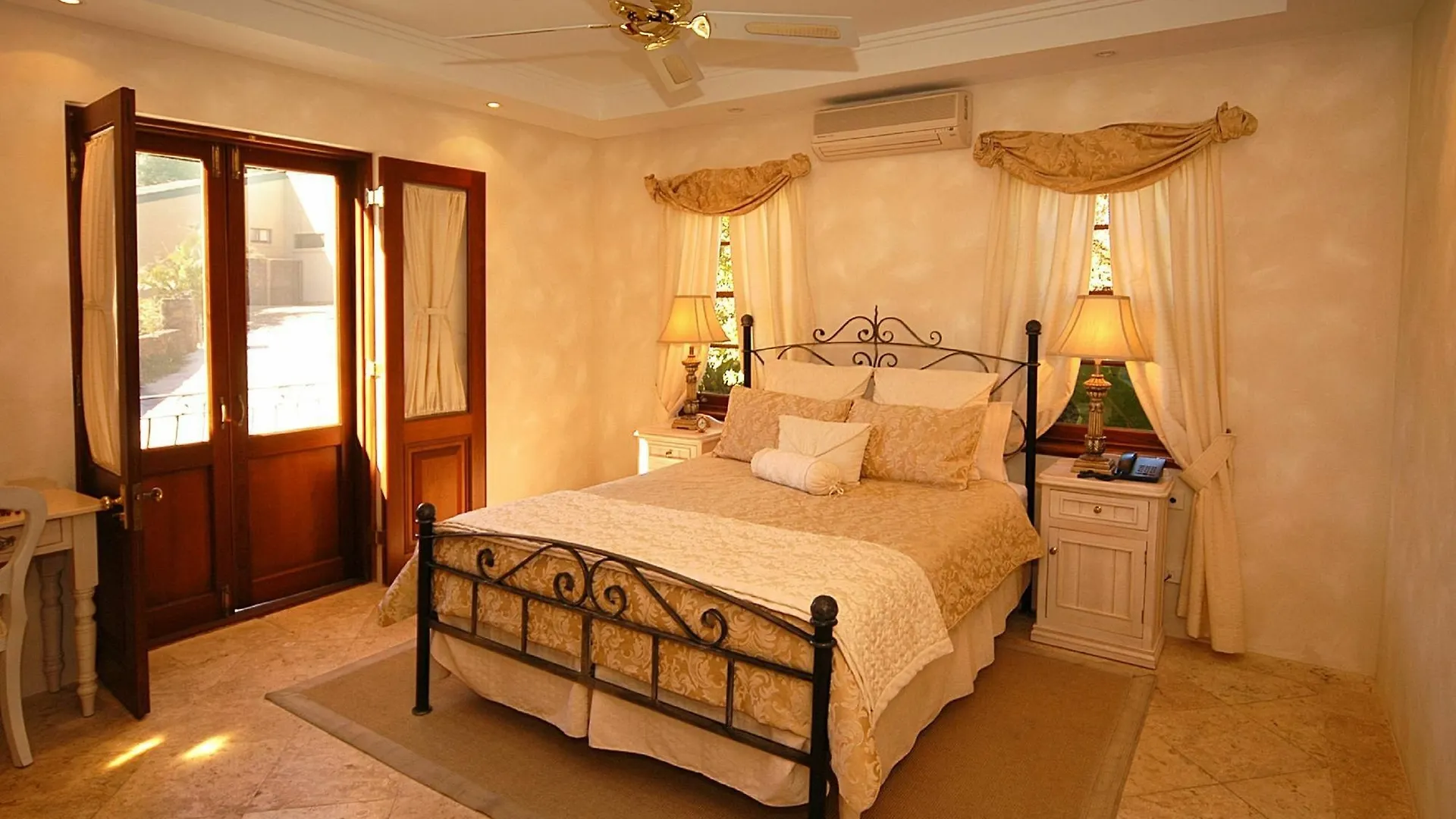 Hotel Victoria's At Wategos