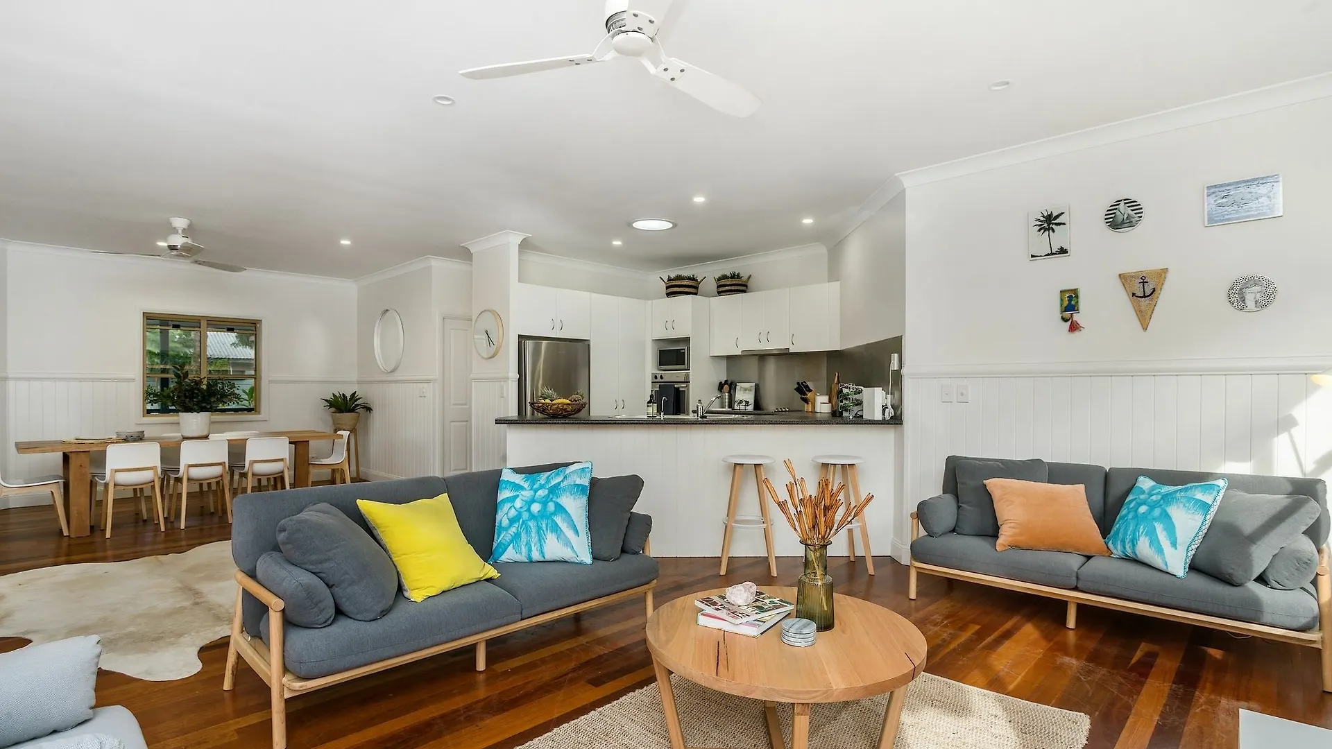 Barefoot Lane Byron Bay