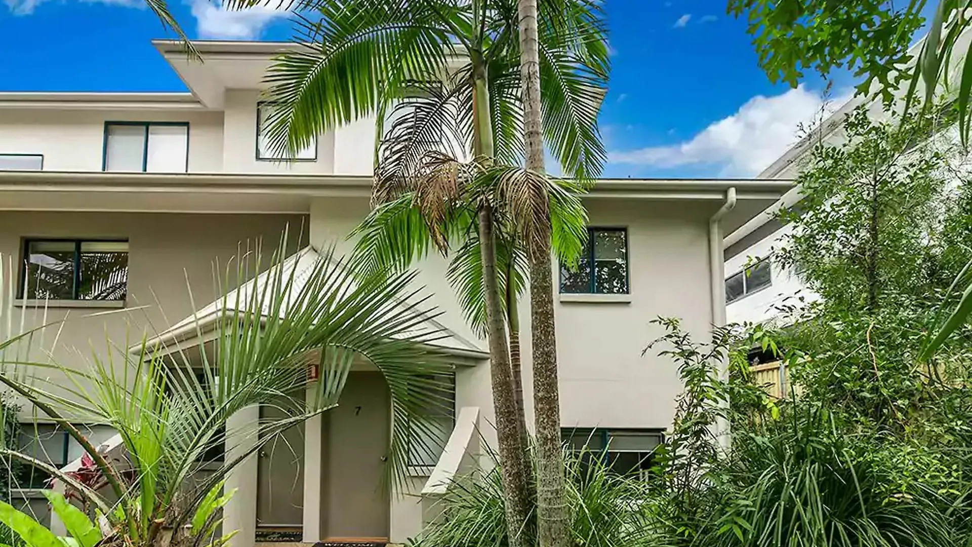 Gosamara Aparthotel 4*